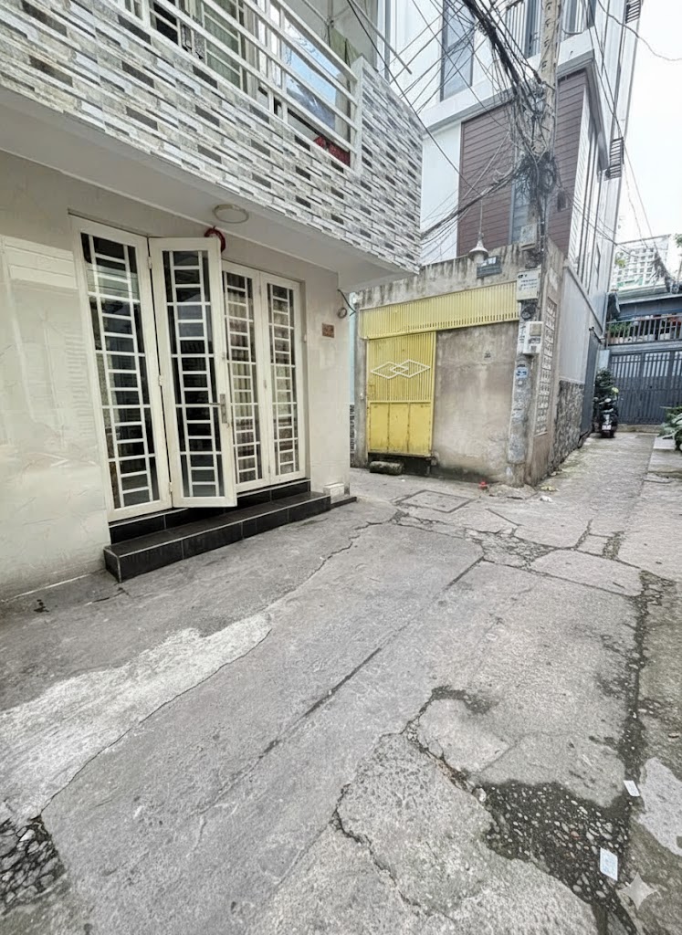 Bán nhà đẹp 160m2 hẻm Phan Đình Phùng, gần Ngã 4 Phú Nhuận, Cầu Kiệu